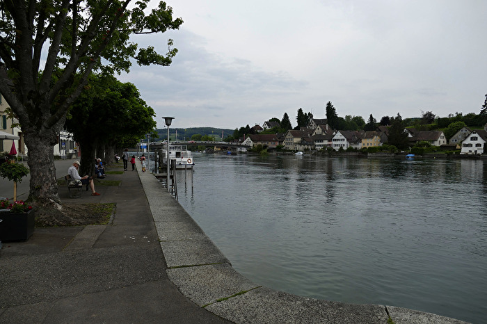Uferpromenade am Rhein