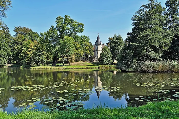 Castle Pond