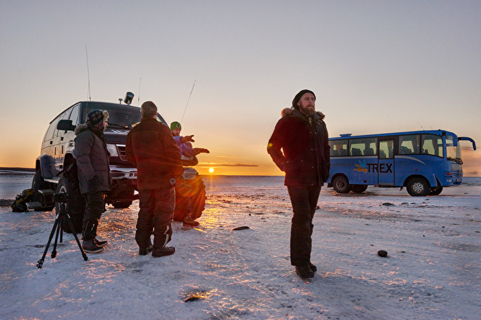 Wintersonne Höchststand, Expedition Island