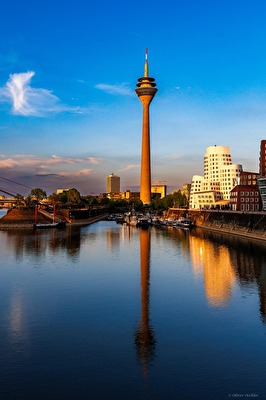 Rheinturm Düsseldorf