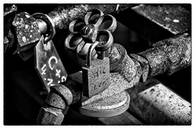 #Monochrom - LaPaDu-Liebe