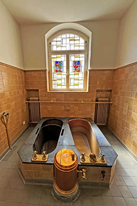 historical bathing cell