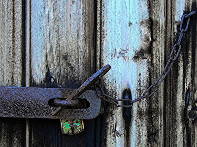 Hinter #Schloss und Riegel