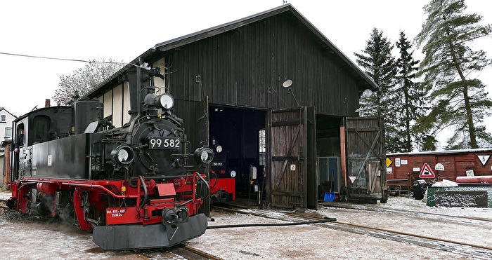 Am Lokschuppen