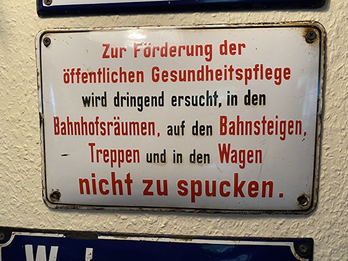 bitte nicht spucken!
