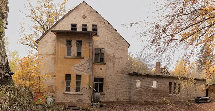 Lung Sanatorium