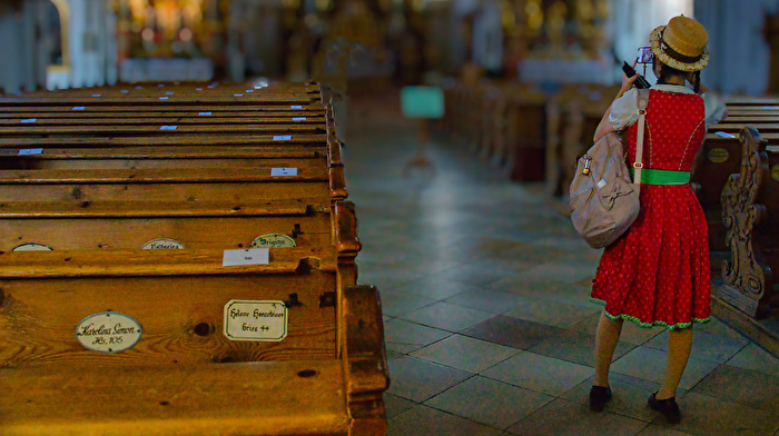 sie trug sehr Stolz ihre Tracht