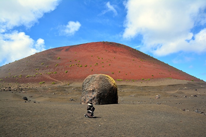 Vulkan "Montana Colorada" mit Vulkanbombe