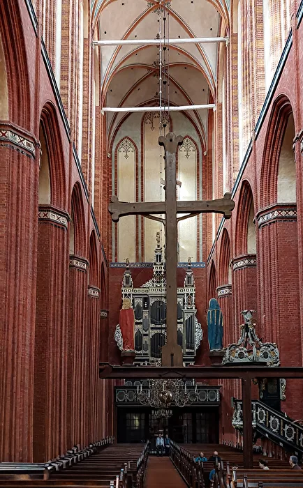 croix suspendue