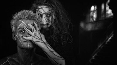 auf einem Auge blind...