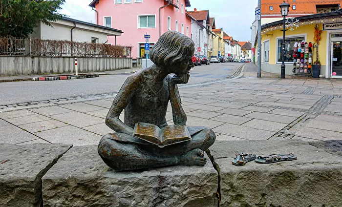 die Nachdenkende