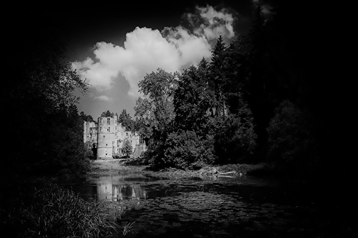 Das Schloss tief im Wasser
