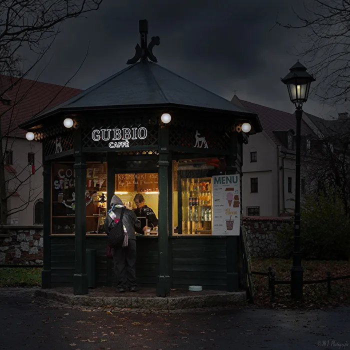 Abends am Kiosk in Krakau