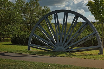 Halbe Zeitgeschichte.