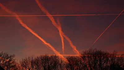 Wenn Flieger den Himmel bemalen...