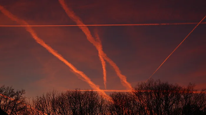 Wenn Flieger den Himmel bemalen...