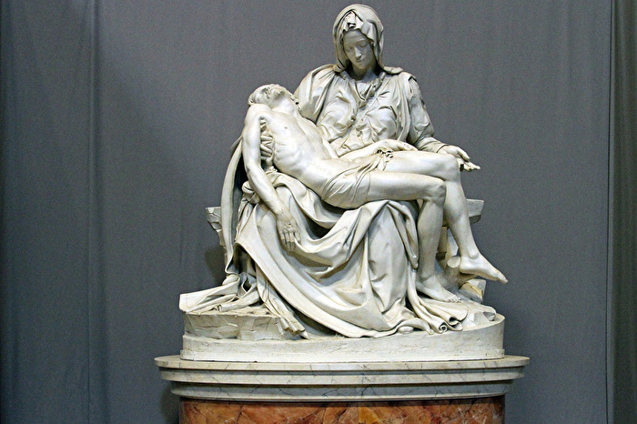 Pietà von Michelangelo
