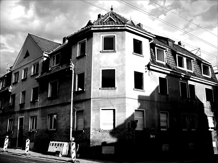 Monochrom