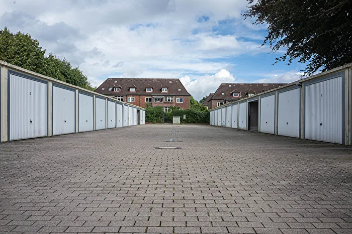 Garage courtyard
