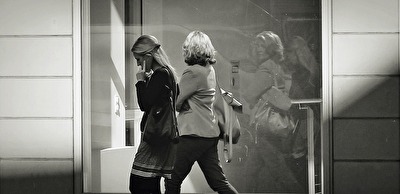 Spieglein , Spieglein an der Wand