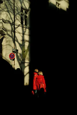 Schattenspiele rot