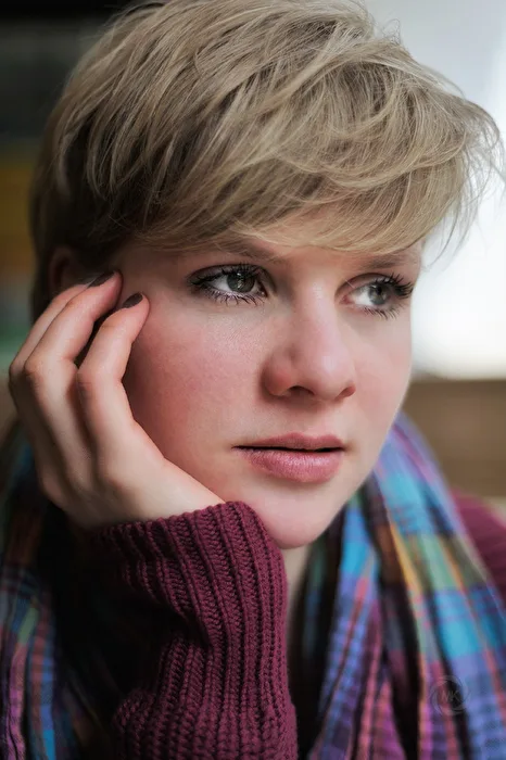 Steffi im Café
