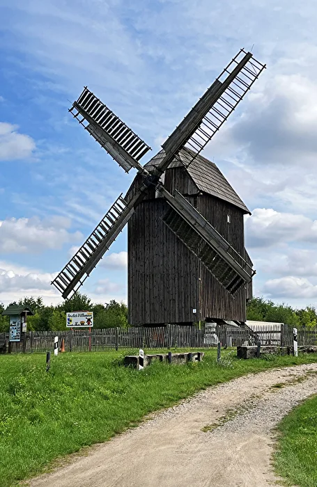 Mühlen / Zwochauer Bockwindmühle