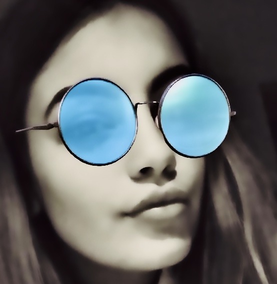 Blauäugig, aber nicht durch die rosarote Brille