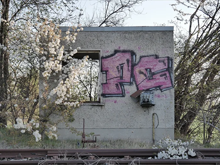 still gelegte Bahnanlage