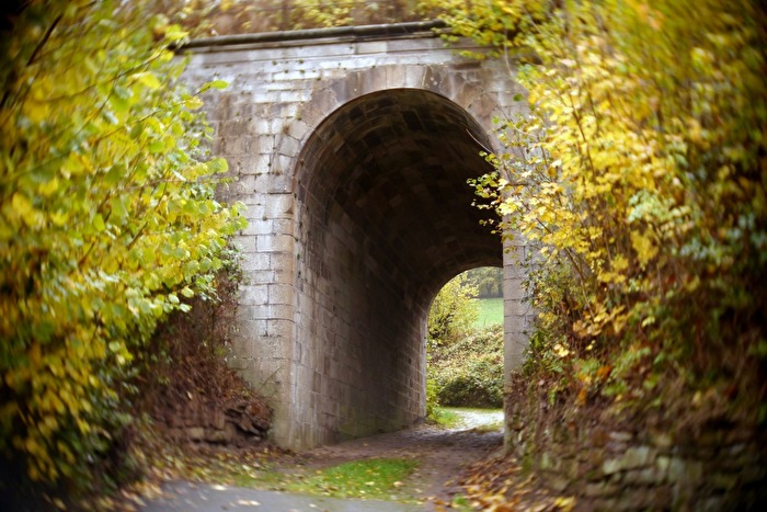 Bahn Unterführung