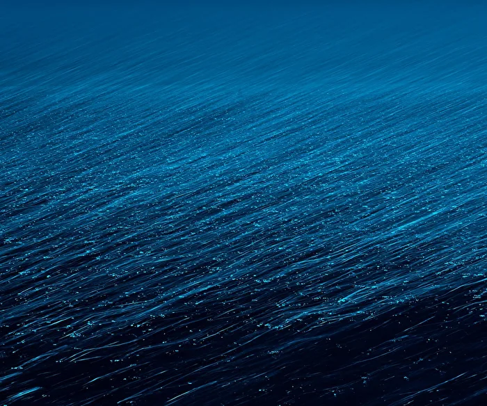 Wasser mit Reflexionen