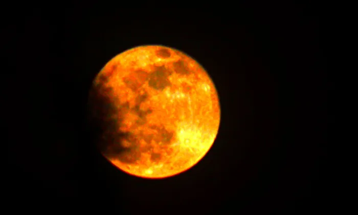 der Mond gestern abend über Antalya
