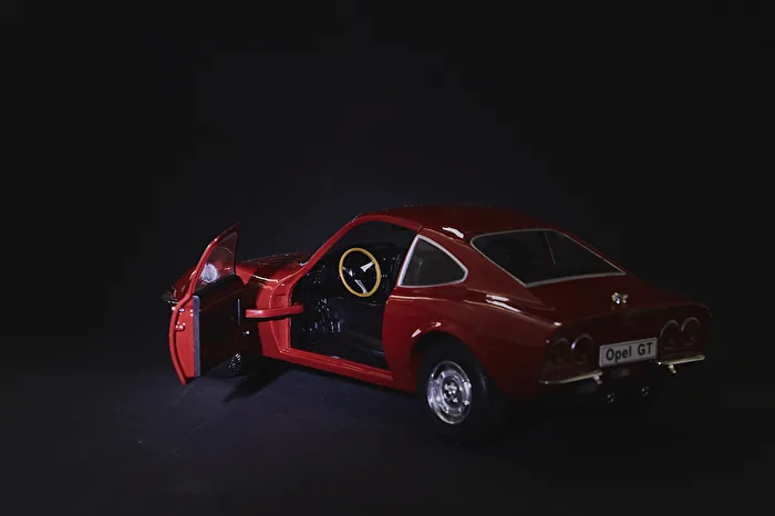 Opel GT 1900, 3 led Taschenlampe
