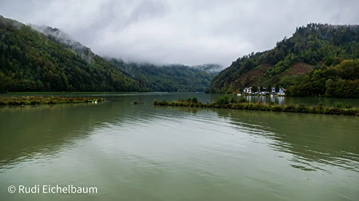 Entrance to the harbor in Untermühl