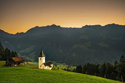 Abendstimmung über dem Engelbergertal