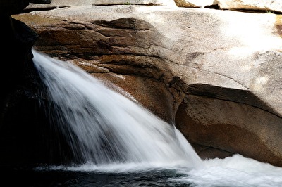 #Wasserstrahl oder #Wasserfall in #Langzeitbelichtung