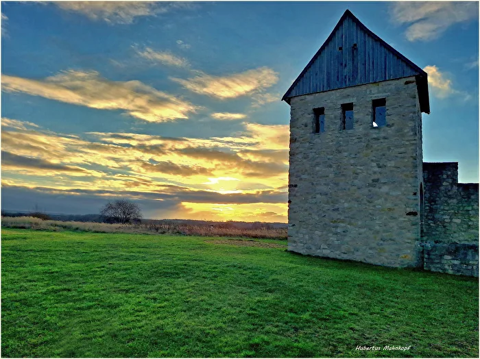 Sonnenaufgang auf der Werlaburg