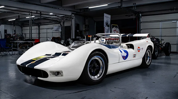 CanAm Racer
